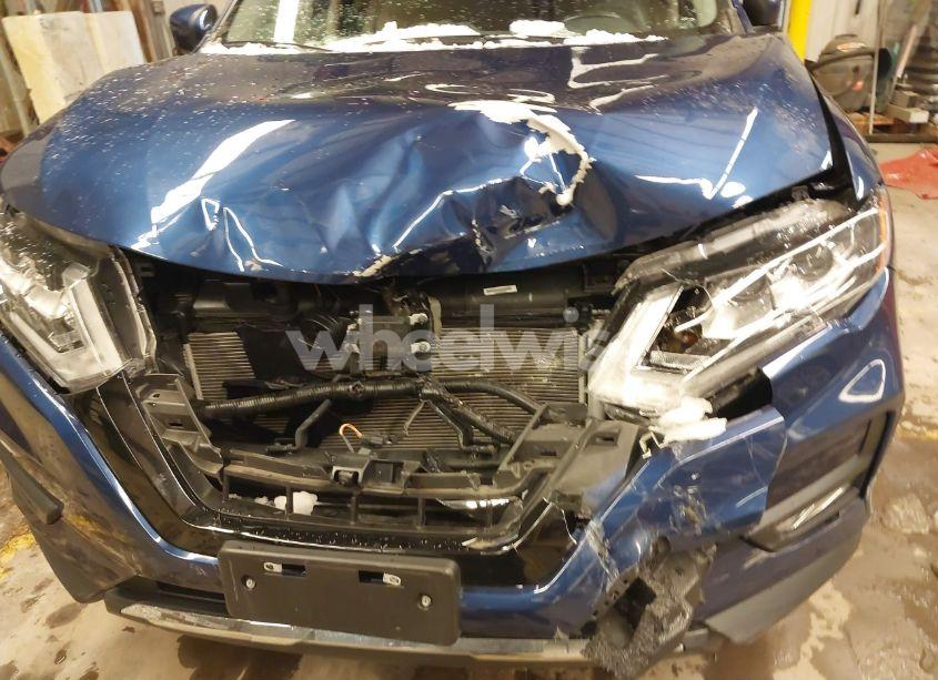 Photo 6 of 2018 Nissan Rogue SL (VIN 5N1AT2MVXJC837895)