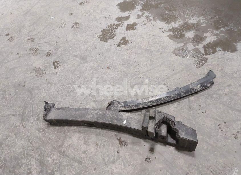 Photo 12 of 2018 Nissan Rogue S (VIN 5N1AT2MVXJC842613)