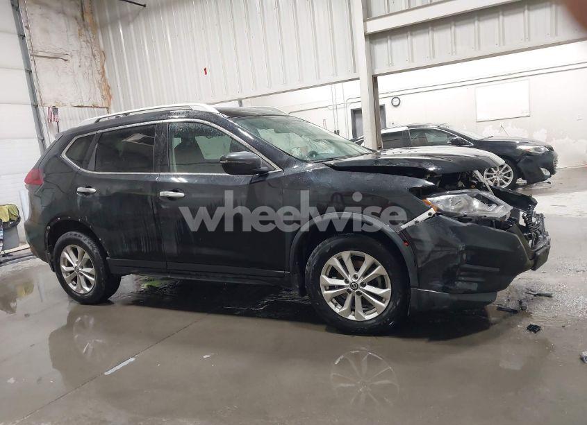 Photo 14 of 2018 Nissan Rogue S (VIN 5N1AT2MVXJC842613)