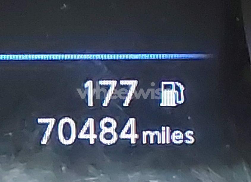 Photo 16 of 2018 Nissan Rogue S (VIN 5N1AT2MVXJC842613)