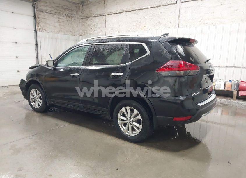 Photo 3 of 2018 Nissan Rogue S (VIN 5N1AT2MVXJC842613)