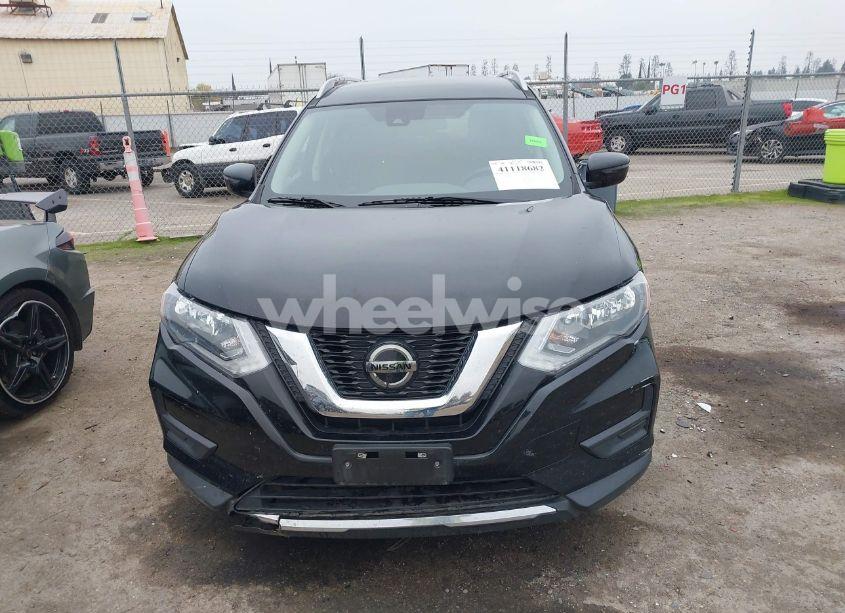 Photo 13 of 2019 Nissan Rogue SV (VIN 5N1AT2MVXKC702143)