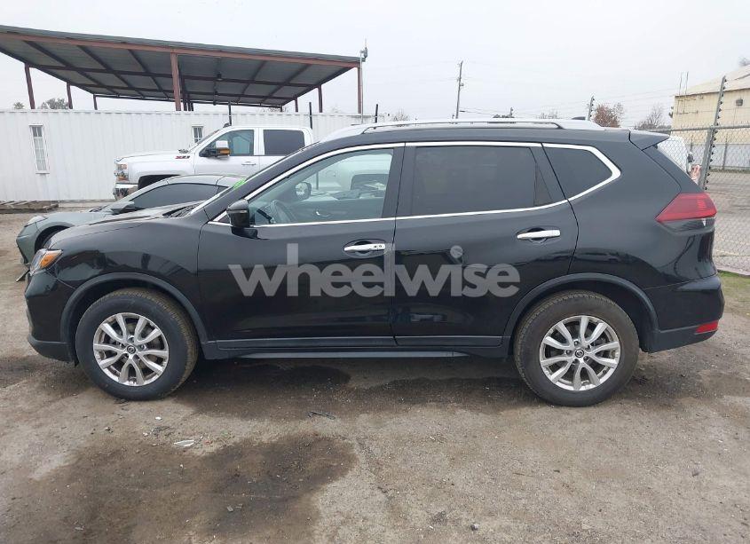 Photo 15 of 2019 Nissan Rogue SV (VIN 5N1AT2MVXKC702143)