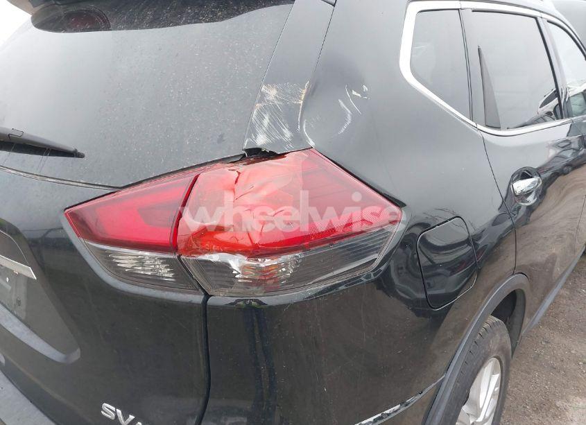 Photo 22 of 2019 Nissan Rogue SV (VIN 5N1AT2MVXKC702143)