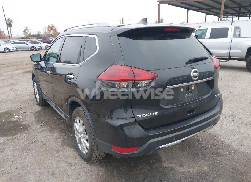 Photo 3 of 2019 Nissan Rogue SV (VIN 5N1AT2MVXKC702143)