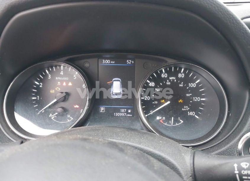 Photo 7 of 2019 Nissan Rogue SV (VIN 5N1AT2MVXKC702143)