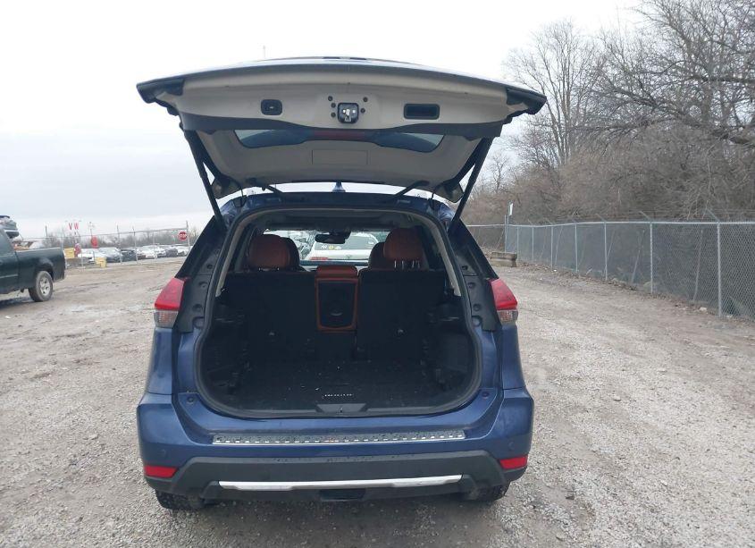 Photo 16 of 2019 Nissan Rogue SL (VIN 5N1AT2MVXKC725275)