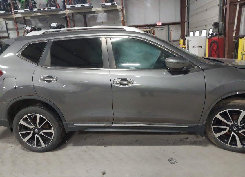 Photo 12 of 2019 Nissan Rogue SL (VIN 5N1AT2MVXKC732176)