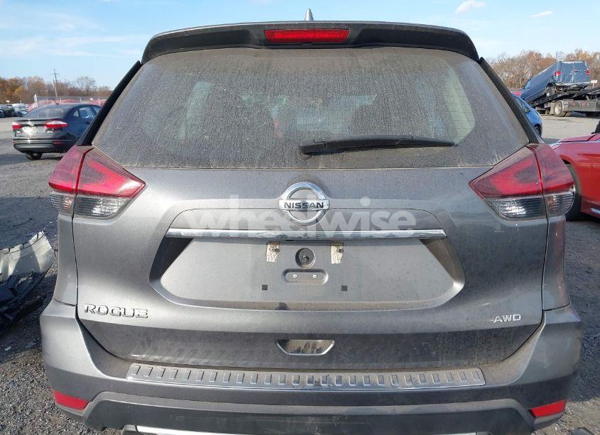 Photo 17 of 2019 Nissan Rogue S (VIN 5N1AT2MVXKC748300)
