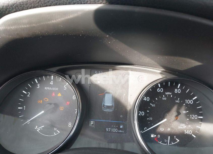 Photo 7 of 2019 Nissan Rogue S (VIN 5N1AT2MVXKC748300)