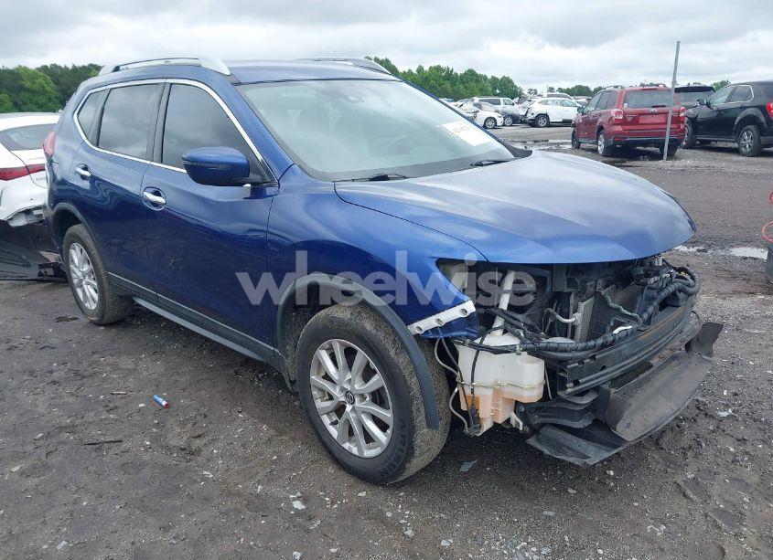2019 Nissan Rogue SV (VIN 5N1AT2MVXKC771916) main photo