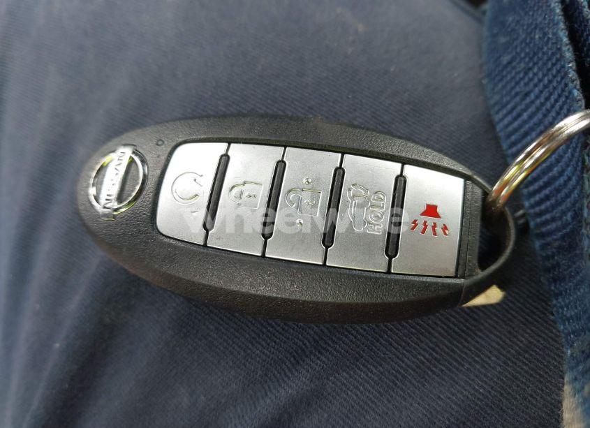 Photo 11 of 2019 Nissan Rogue SV (VIN 5N1AT2MVXKC771916)