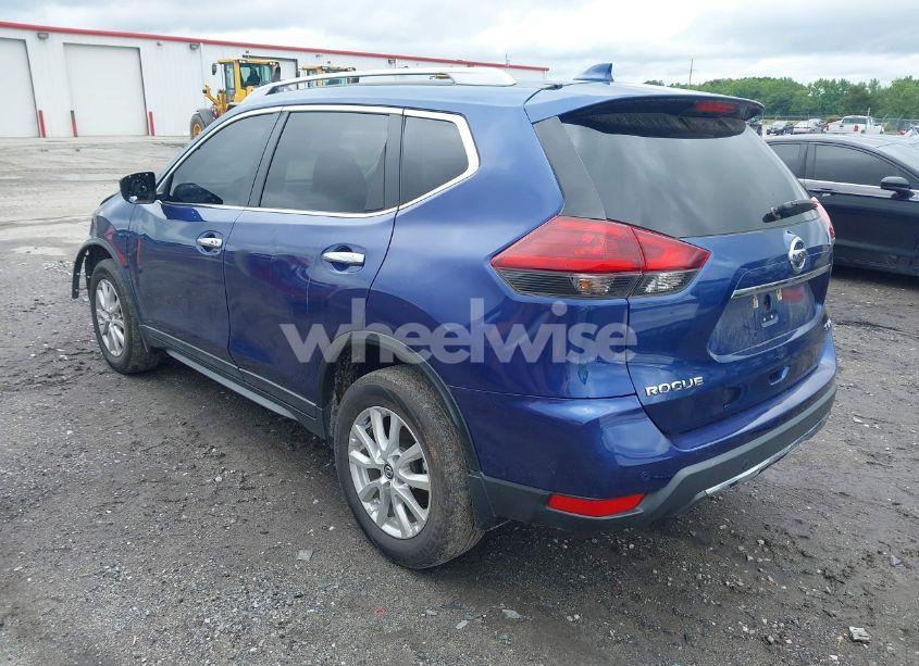 Photo 3 of 2019 Nissan Rogue SV (VIN 5N1AT2MVXKC771916)