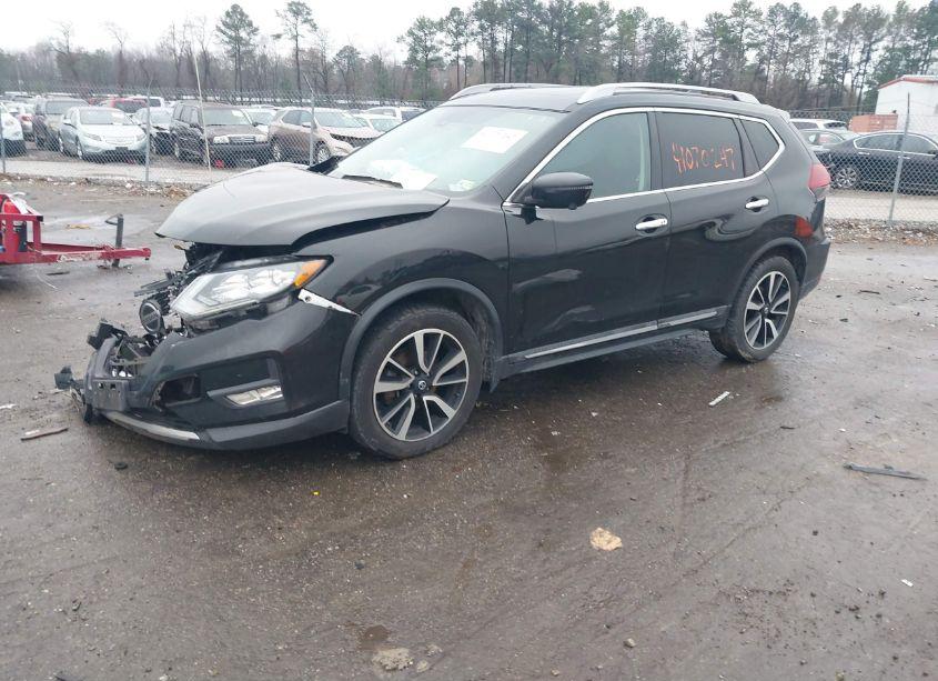 Photo 2 of 2019 Nissan Rogue SL (VIN 5N1AT2MVXKC780146)