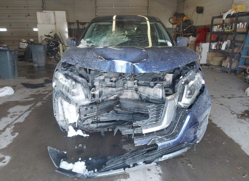 Photo 13 of 2019 Nissan Rogue S (VIN 5N1AT2MVXKC781734)