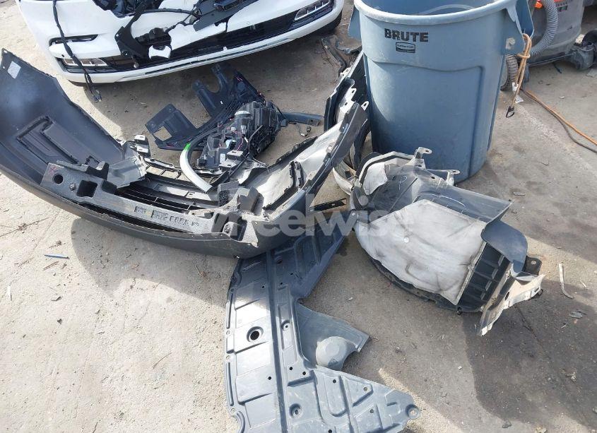 Photo 12 of 2019 Nissan Rogue S (VIN 5N1AT2MVXKC813677)