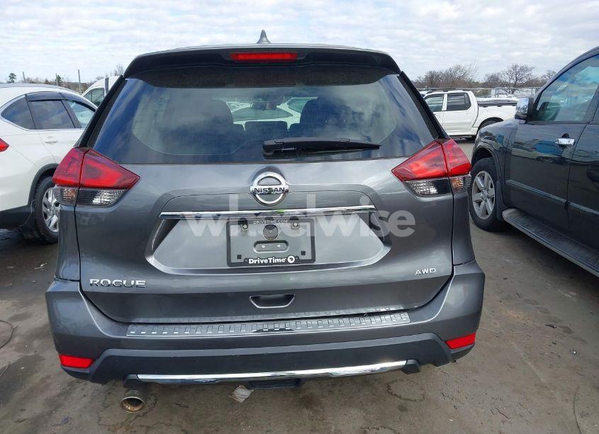 Photo 17 of 2019 Nissan Rogue S (VIN 5N1AT2MVXKC813677)