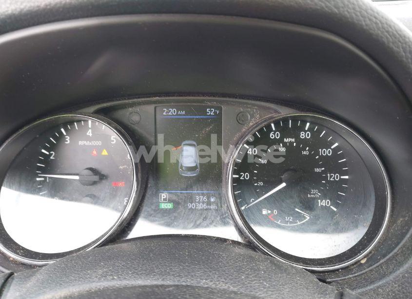 Photo 7 of 2019 Nissan Rogue S (VIN 5N1AT2MVXKC813677)