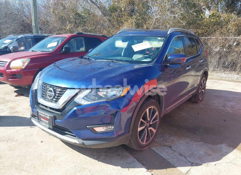 Photo 2 of 2019 Nissan Rogue SL (VIN 5N1AT2MVXKC835744)