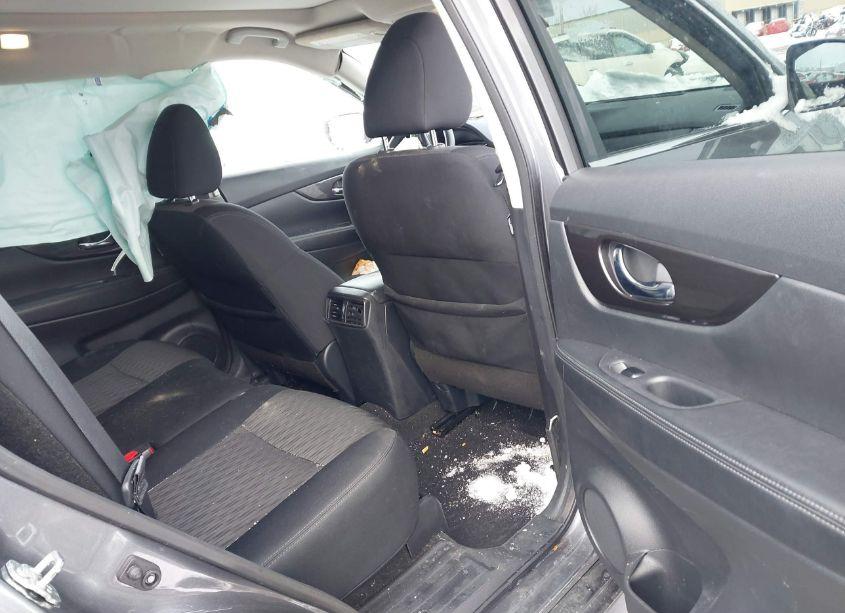 Photo 8 of 2020 Nissan Rogue S INTELLIGENT AWD/SL INTELLIGENT AWD/SV INTELLIGENT AWD (VIN 5N1AT2MVXLC715833)