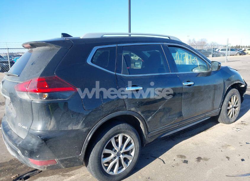Photo 4 of 2020 Nissan Rogue SV INTELLIGENT AWD (VIN 5N1AT2MVXLC744314)