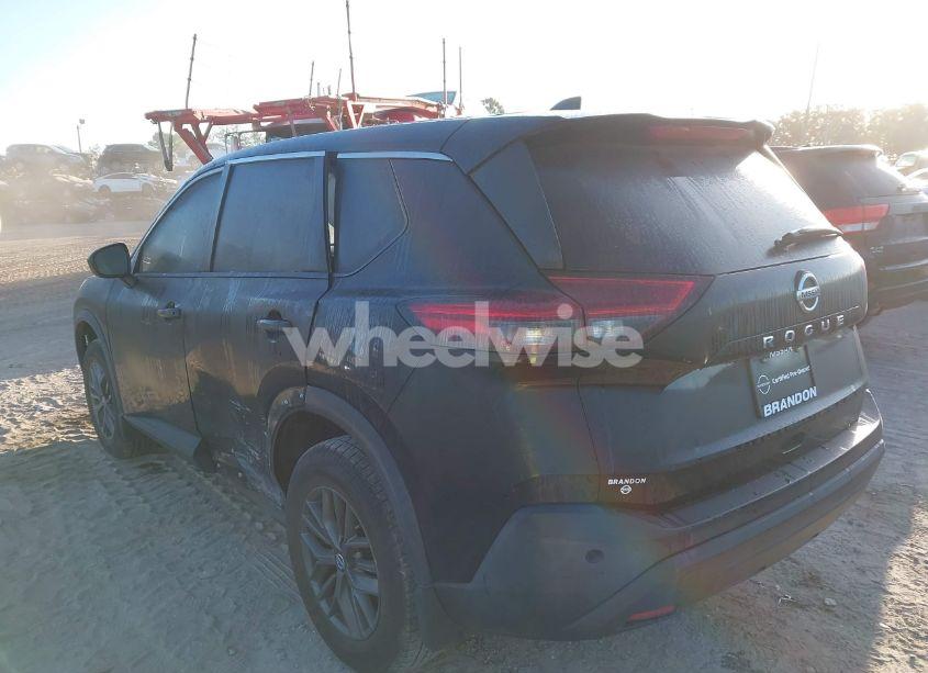 Photo 3 of 2021 Nissan Rogue S FWD (VIN 5N1AT3AA0MC737283)