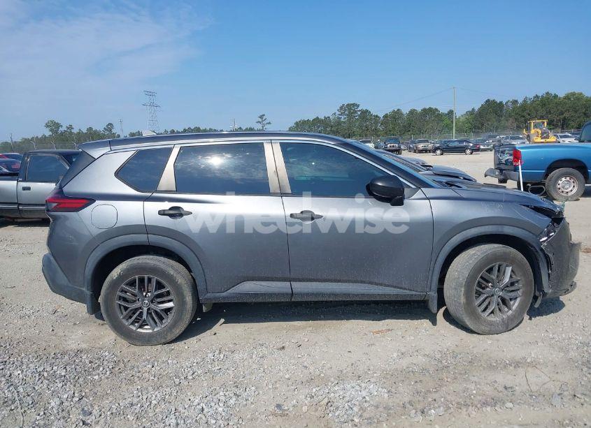 Photo 13 of 2021 Nissan Rogue S FWD (VIN 5N1AT3AA0MC829557)