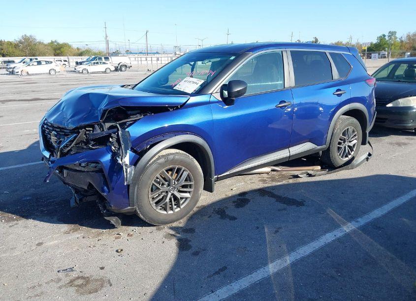 Photo 2 of 2021 Nissan Rogue S FWD (VIN 5N1AT3AA1MC786749)