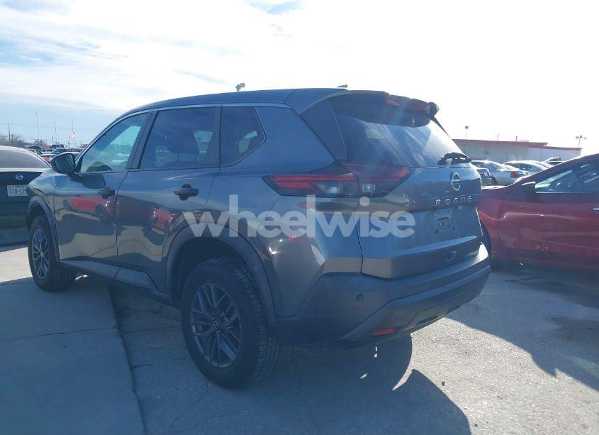 Photo 3 of 2021 Nissan Rogue S FWD (VIN 5N1AT3AA2MC671934)