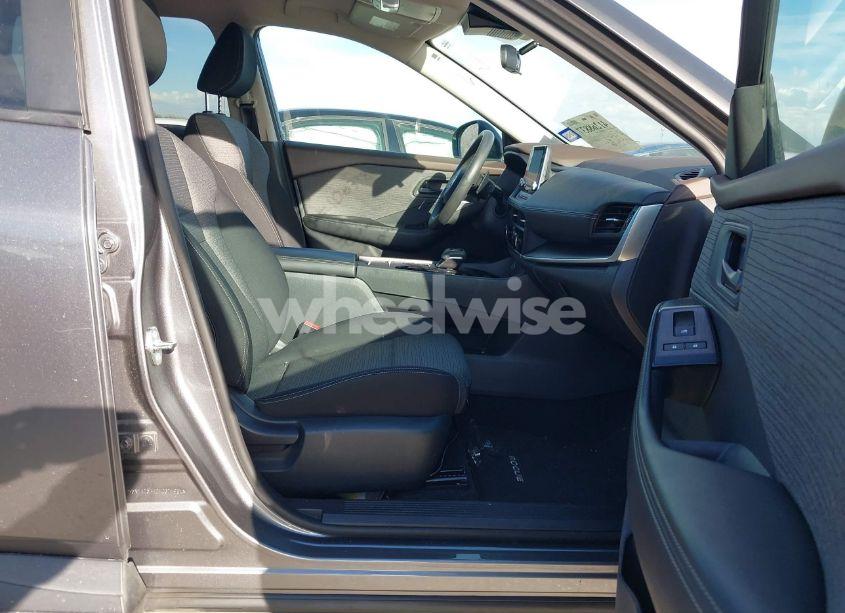 Photo 5 of 2021 Nissan Rogue S FWD (VIN 5N1AT3AA2MC671934)