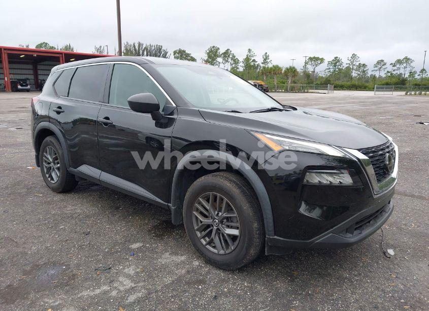 2021 Nissan Rogue S FWD (VIN 5N1AT3AA2MC692217) main photo