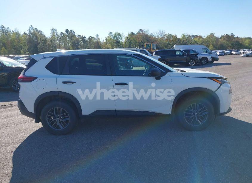 Photo 14 of 2021 Nissan Rogue S FWD (VIN 5N1AT3AA3MC698110)