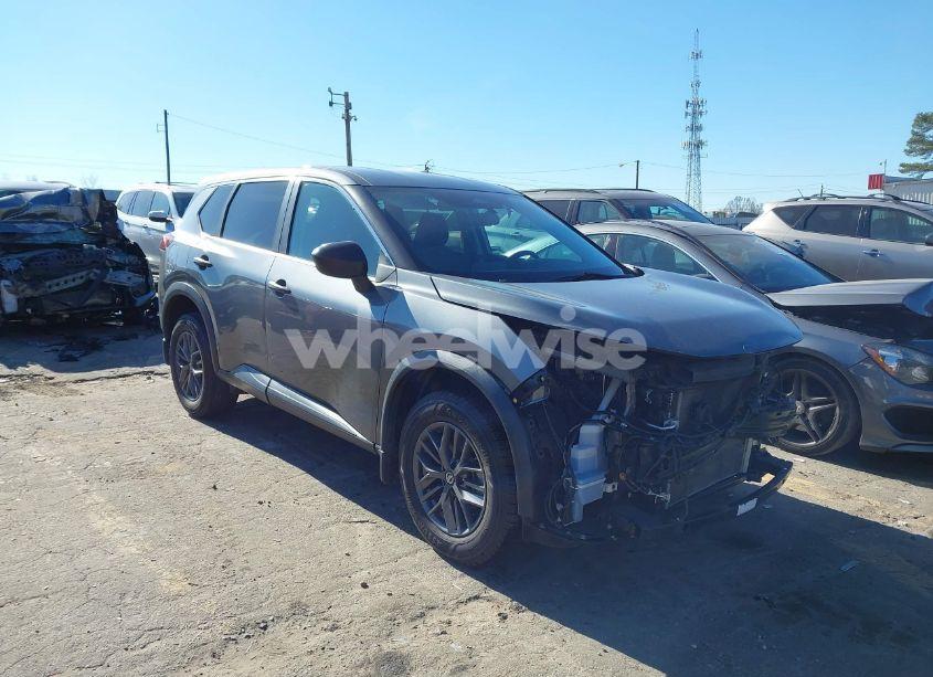 2021 Nissan Rogue S FWD (VIN 5N1AT3AA3MC832937) main photo
