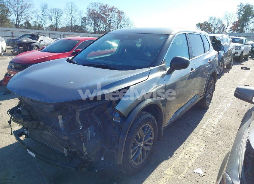 Photo 2 of 2021 Nissan Rogue S FWD (VIN 5N1AT3AA3MC832937)