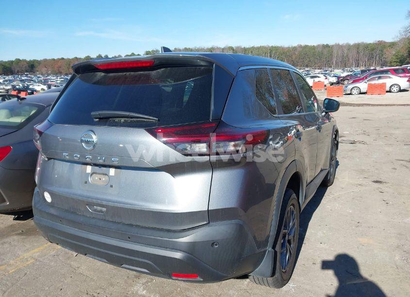Photo 4 of 2021 Nissan Rogue S FWD (VIN 5N1AT3AA3MC832937)