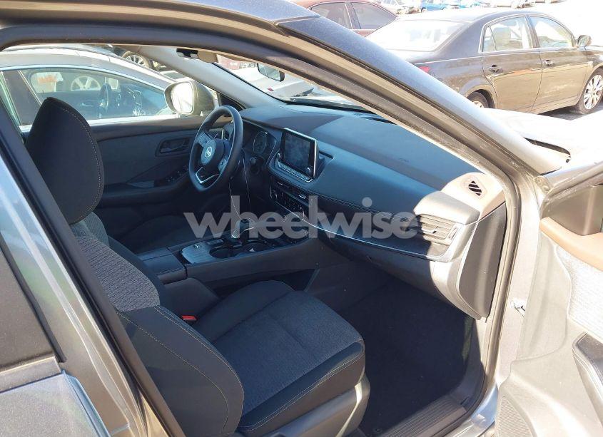 Photo 5 of 2021 Nissan Rogue S FWD (VIN 5N1AT3AA3MC832937)