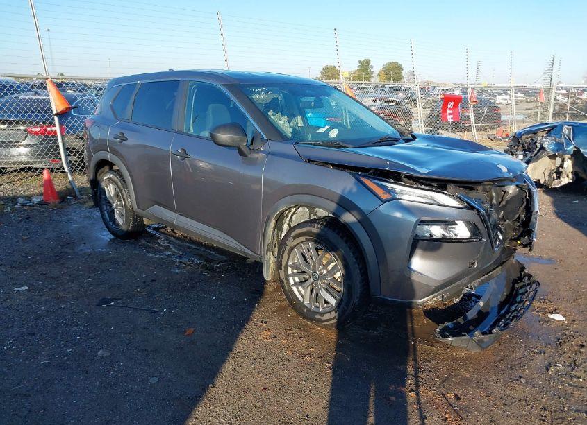 2021 Nissan Rogue S FWD (VIN 5N1AT3AA4MC699198) main photo
