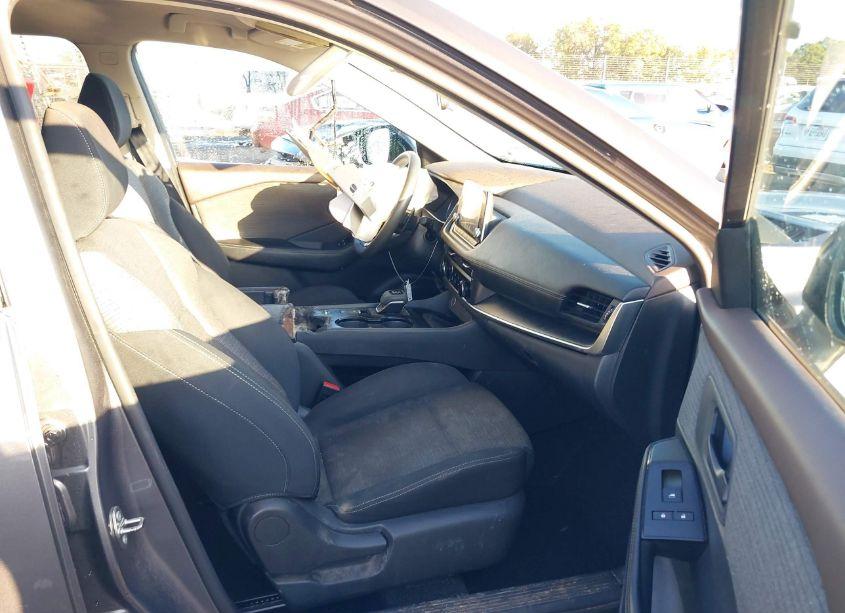 Photo 5 of 2021 Nissan Rogue S FWD (VIN 5N1AT3AA4MC699198)
