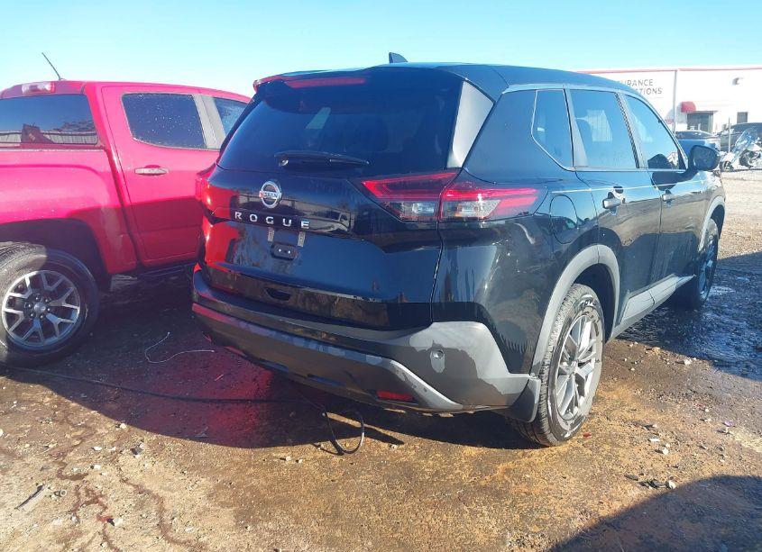 Photo 4 of 2021 Nissan Rogue S FWD (VIN 5N1AT3AA4MC759772)