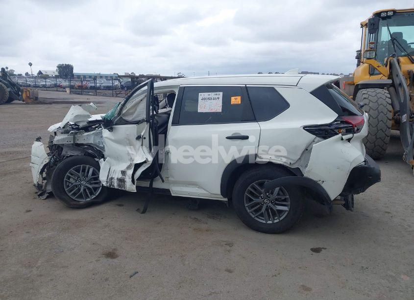 Photo 15 of 2021 Nissan Rogue S FWD (VIN 5N1AT3AA4MC808937)