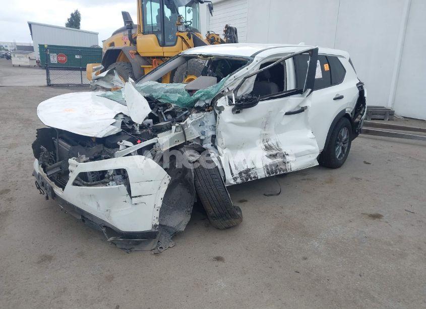 Photo 2 of 2021 Nissan Rogue S FWD (VIN 5N1AT3AA4MC808937)