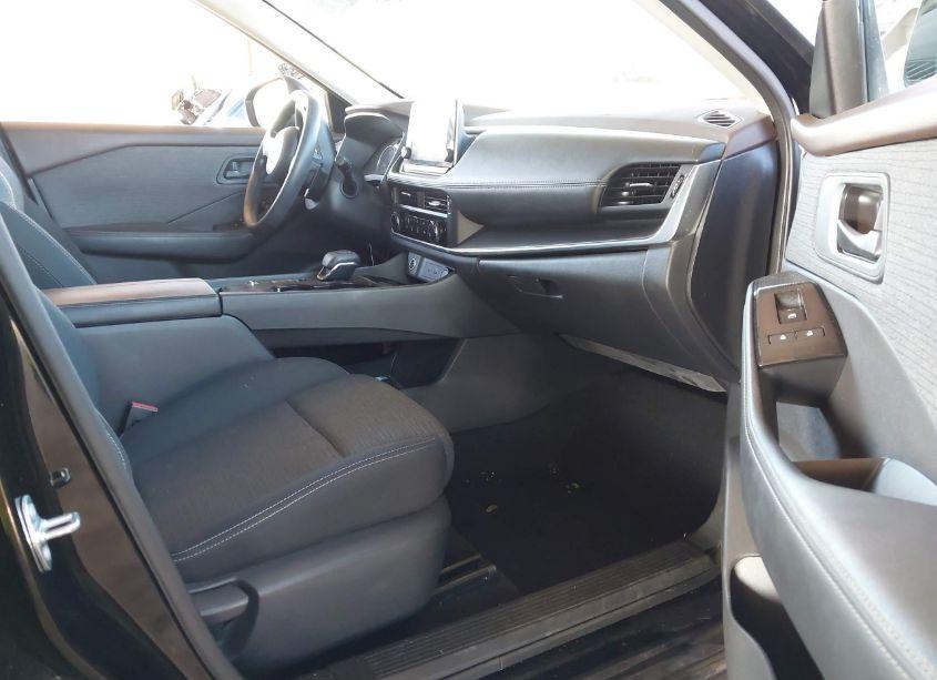 Photo 5 of 2021 Nissan Rogue S FWD (VIN 5N1AT3AA5MC830820)