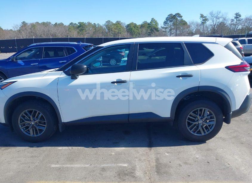 Photo 14 of 2021 Nissan Rogue S FWD (VIN 5N1AT3AA7MC699194)