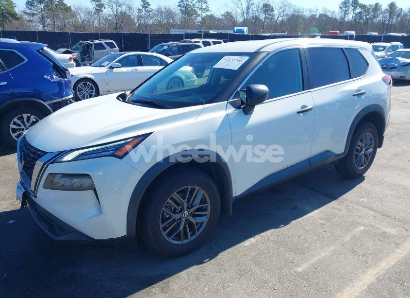 Photo 2 of 2021 Nissan Rogue S FWD (VIN 5N1AT3AA7MC699194)