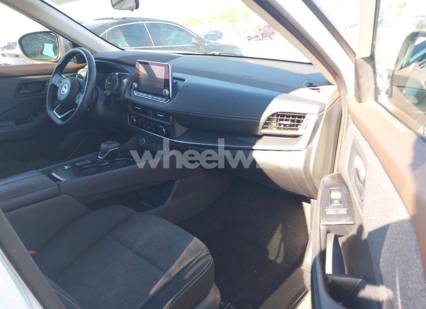 Photo 5 of 2021 Nissan Rogue S FWD (VIN 5N1AT3AA7MC699194)