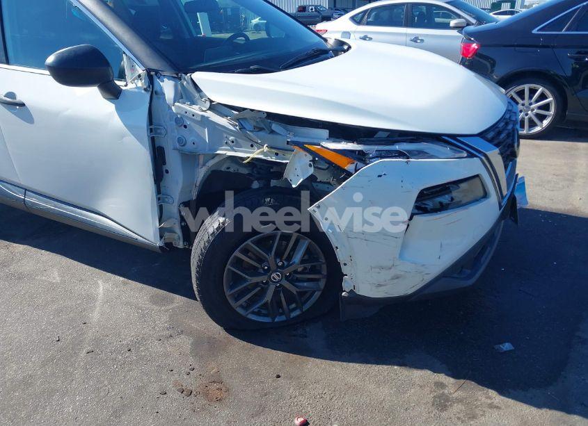 Photo 6 of 2021 Nissan Rogue S FWD (VIN 5N1AT3AA7MC699194)