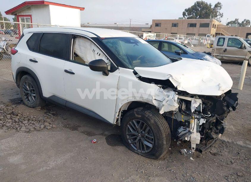 2021 Nissan Rogue S FWD (VIN 5N1AT3AA7MC741346) main photo