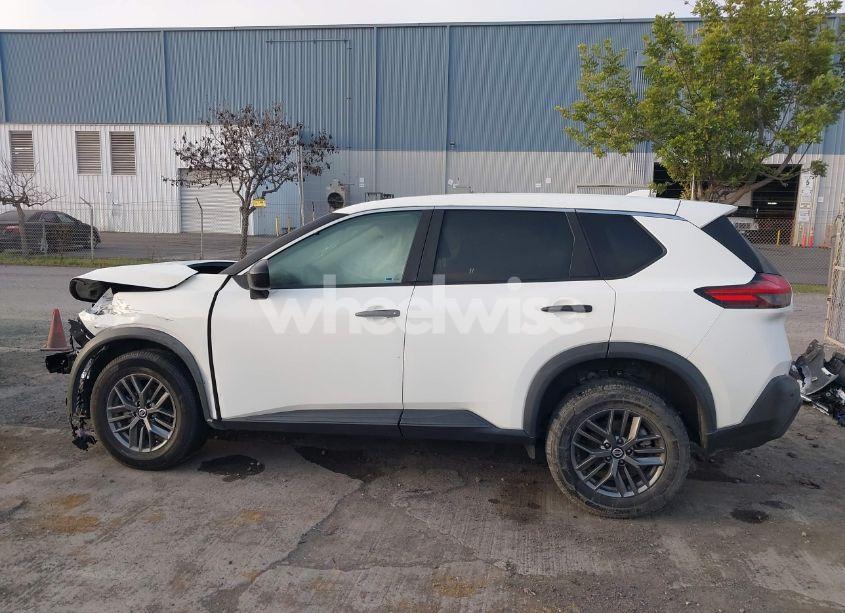 Photo 14 of 2021 Nissan Rogue S FWD (VIN 5N1AT3AA7MC741346)