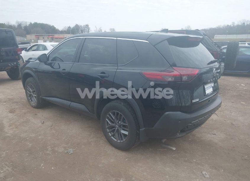 Photo 3 of 2021 Nissan Rogue S FWD (VIN 5N1AT3AA8MC848339)