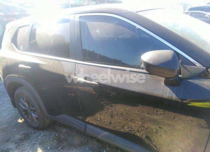 Photo 13 of 2021 Nissan Rogue S FWD (VIN 5N1AT3AAXMC678632)